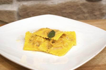 Ricetta ravioli zucca e amaretti